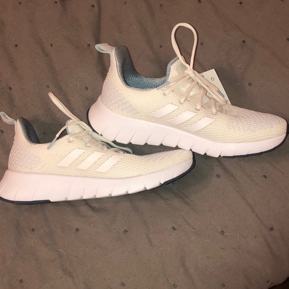 adidas Shoes - Adidas asweego sneakers